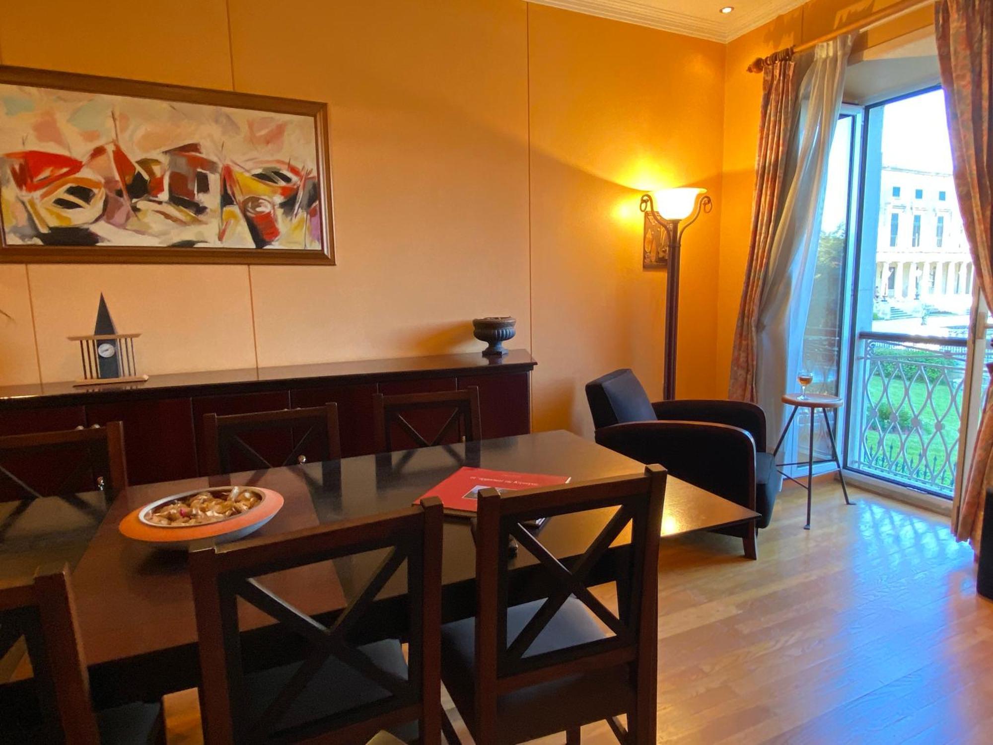 Palazzo Luxury Suite - View To Liston Square & Old Fortress Of Corfu Old Town Экстерьер фото